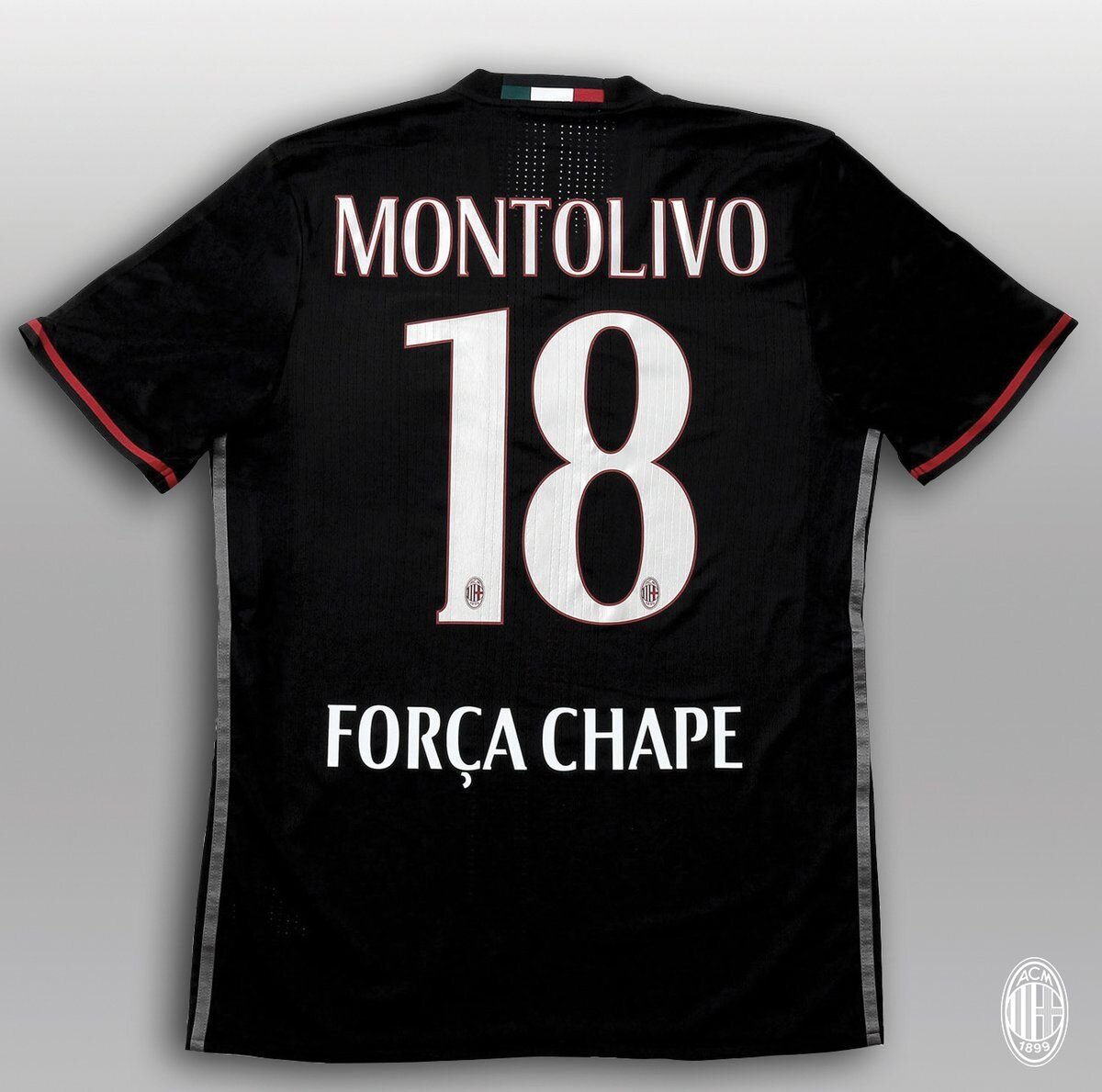 FOTO Milan joacă azi pentru Chape » Gruparea italiană și-a făcut tricouri speciale pentru meciul cu Crotone