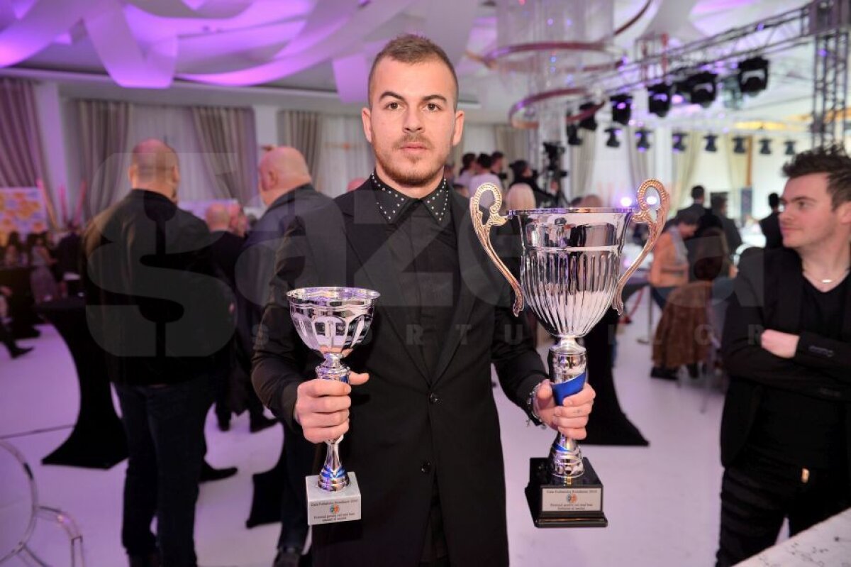 VIDEO + FOTO Toate premiile decernate aseară în Gala Fotbalului Românesc! Alibec, cel mai bun fotbalist român și cel mai bun atacant » Gluma făcută de Gabi Tamaș :)