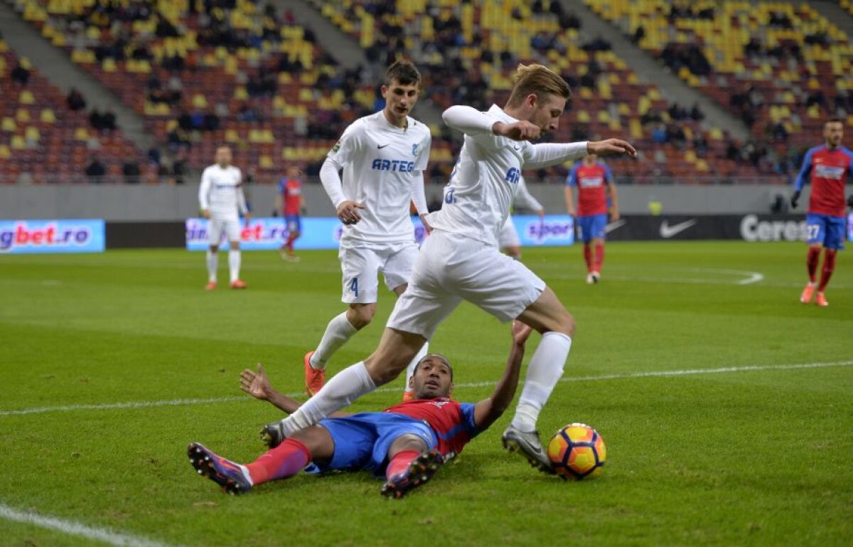 FOTO și VIDEO Steaua revine pe primul loc » Victorie fără emoții cu Pandurii 