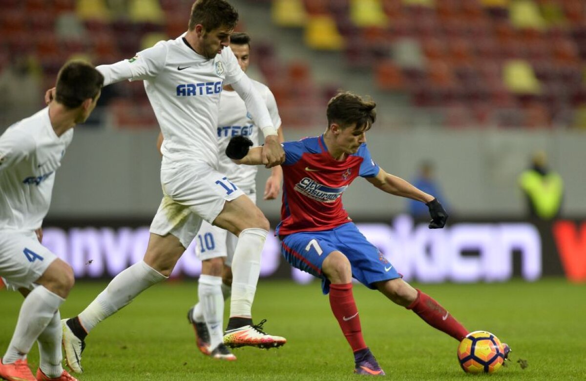 FOTO și VIDEO Steaua revine pe primul loc » Victorie fără emoții cu Pandurii 