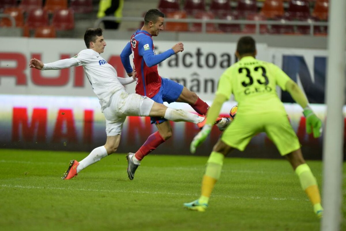 FOTO și VIDEO Steaua revine pe primul loc » Victorie fără emoții cu Pandurii 