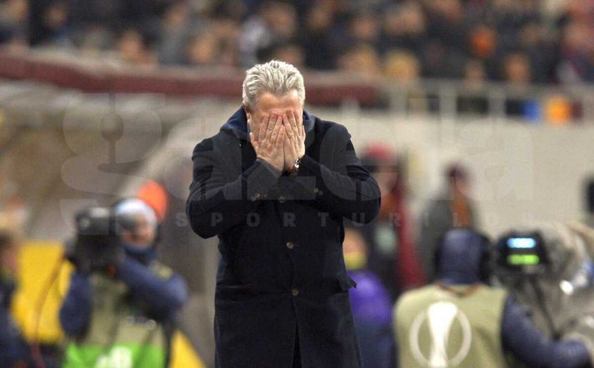 VIDEO+FOTO Imagini incredibile pe Arena Națională! Șumudică a izbucnit în lacrimi pe marginea terenului!