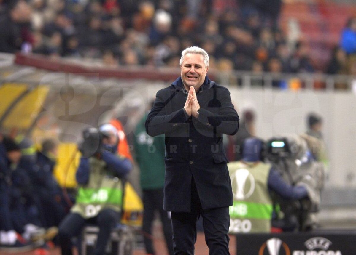 VIDEO+FOTO Imagini incredibile pe Arena Națională! Șumudică a izbucnit în lacrimi pe marginea terenului!