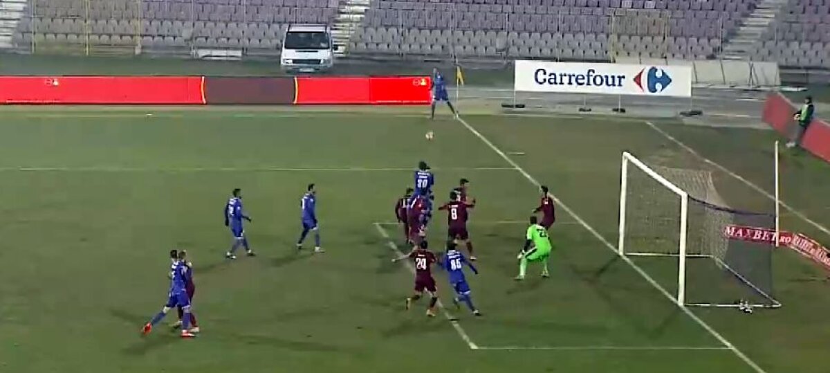 FOTO Arbitraj dezastruos la Timișoara - Voluntari! Două decizii inexplicabile ale "centralului"