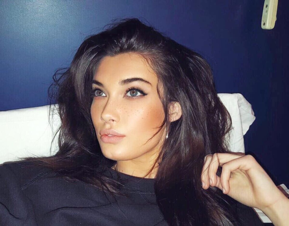 GALERIE FOTO Ea este cea mai sexy iubită a unui fotbalist român! Imagini incendiare cu Ștefania Ivănescu