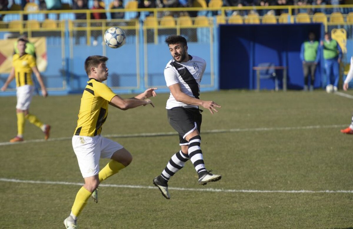 VIDEO + FOTO S-au încheiat meciurile din etapa a 21-a a Ligii a doua » Juventus se impune în derby-ul cu FC Braşov după un meci încins