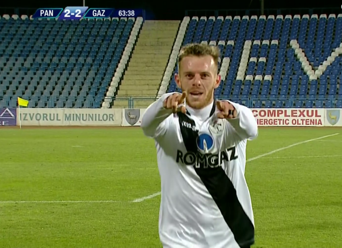 VIDEO+FOTO 3 reușite de senzație în Pandurii - Gaz Metan, meciul cu cele mai multe goluri din acest sezon! » Doi fotbaliști au făcut spectacol