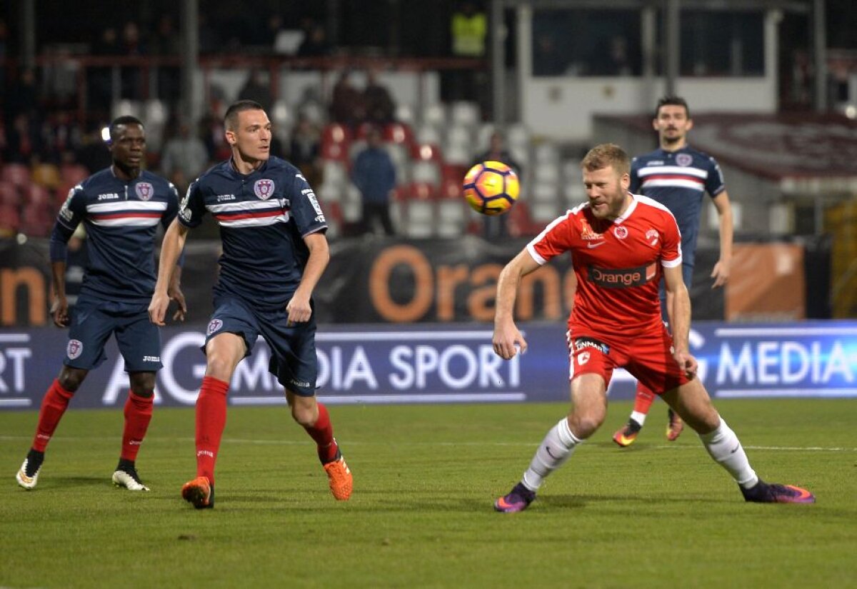 VIDEO, FOTO Dinamo o învinge greu pe ASA, după un gol marcat în prima repriză și un penalty, gratuit acordat, irosit pe final