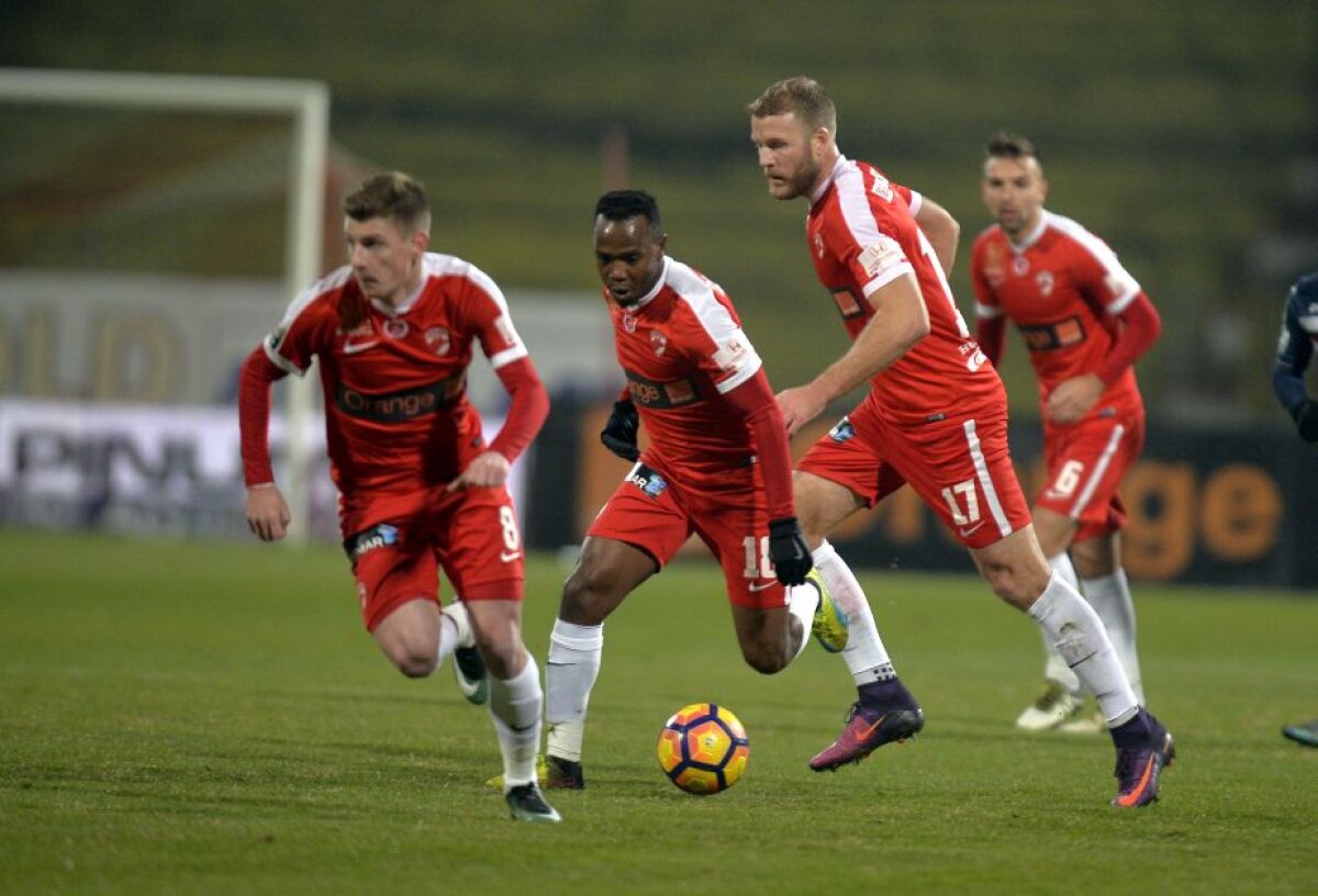 VIDEO, FOTO Dinamo o învinge greu pe ASA, după un gol marcat în prima repriză și un penalty, gratuit acordat, irosit pe final