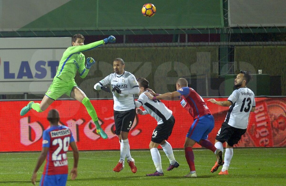 VIDEO+FOTO » Șumudică i-a mai păcălit o dată! » Roș-albaștrii bătuți la Giurgiu la ultima fază a meciului. Gaz Metan rămâne lider