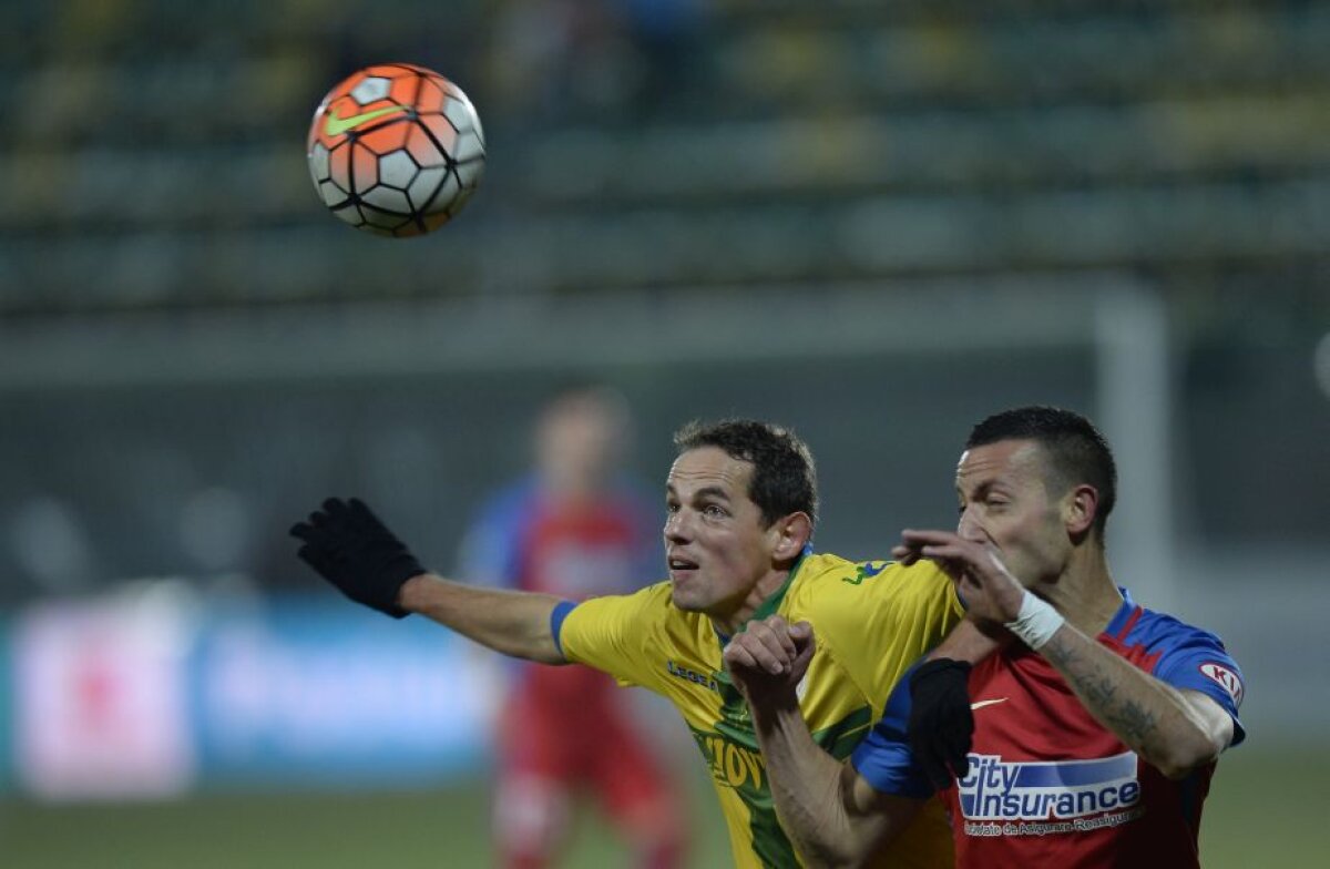 VIDEO + FOTO » Mioveniul realizează surpriza finalului de an: o elimină pe Steaua din Cupa României la penalty-uri!