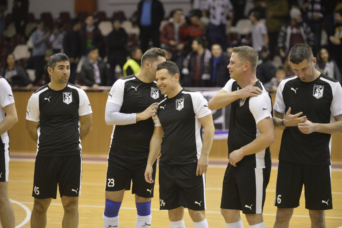 FOTO Spectacol ca pe vremuri la disputa old boys dintre Rapid și Sportul » Gigel Bucur, 4 goluri