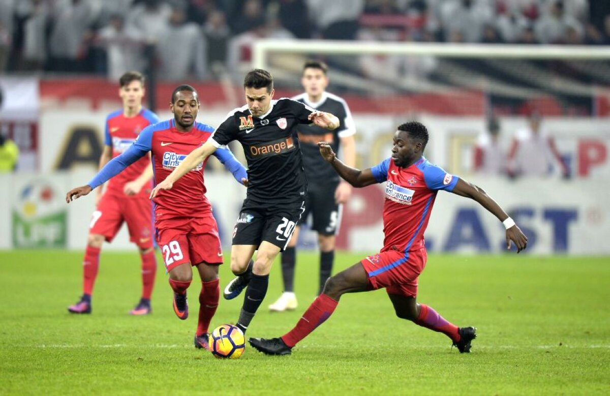 VIDEO + FOTO DAUNĂ TOTALĂ: Dinamo - Steaua 4-1, Ando - Reghe 7-2! "Câinii" și-au surclasat rivala și în semifinalele Cupei Ligii, după episodul din urmă cu fix o lună, din Liga 1