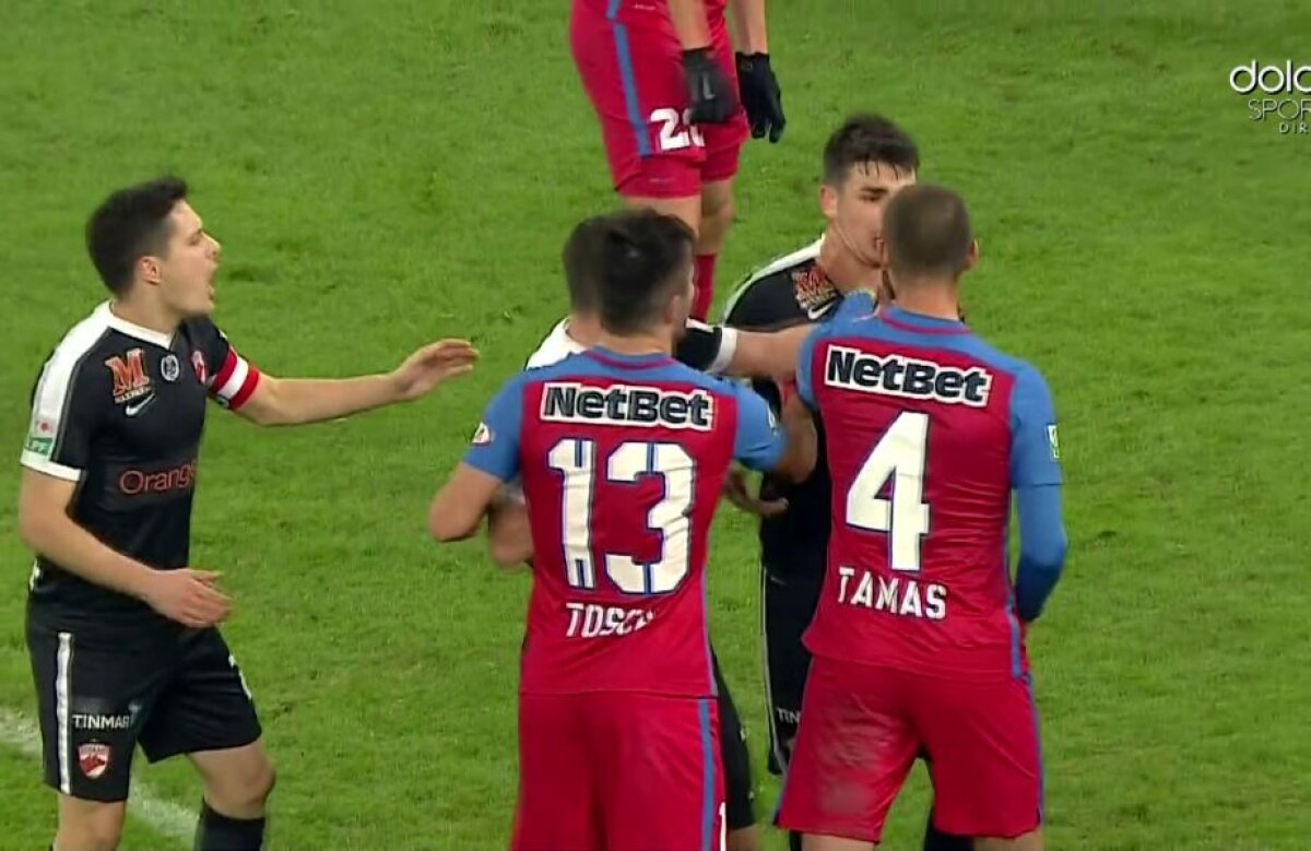 FOTO Momente tensionate la derby! Tamaş i-a băgat mâna în gât unui dinamovist
