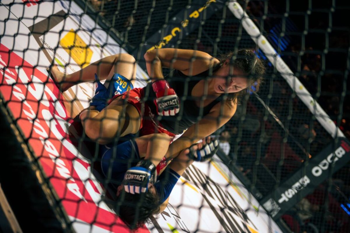 Gemene. Corporatiste. Luptătoare » Roxana şi Raluca Dinescu lucrează la compania Oracle şi în acelaşi timp sunt luptătoare de MMA