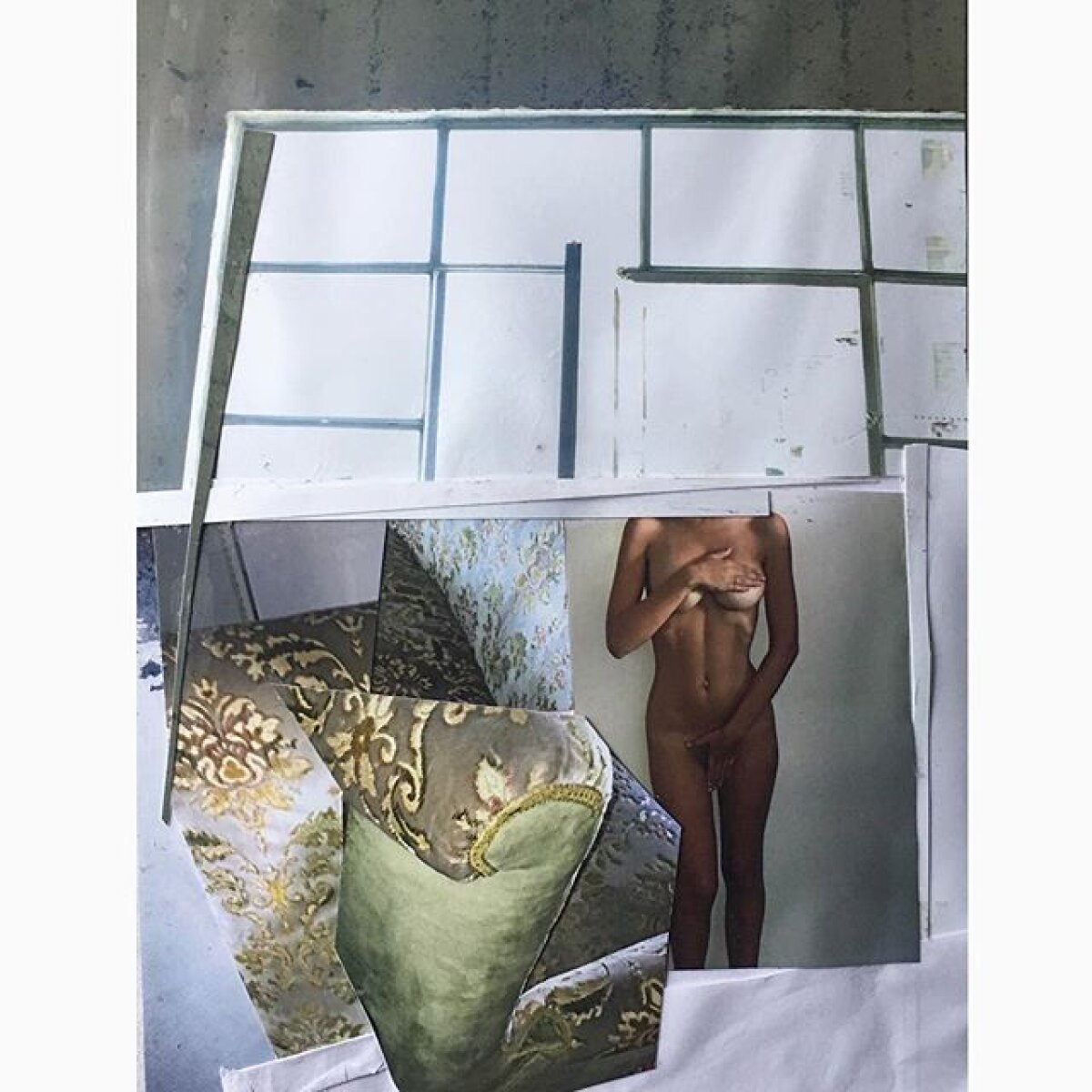 FOTO Ce cadou! S-a pozat goală în cadă după ce a ajuns la o cifră rotundă de fani pe Instagram