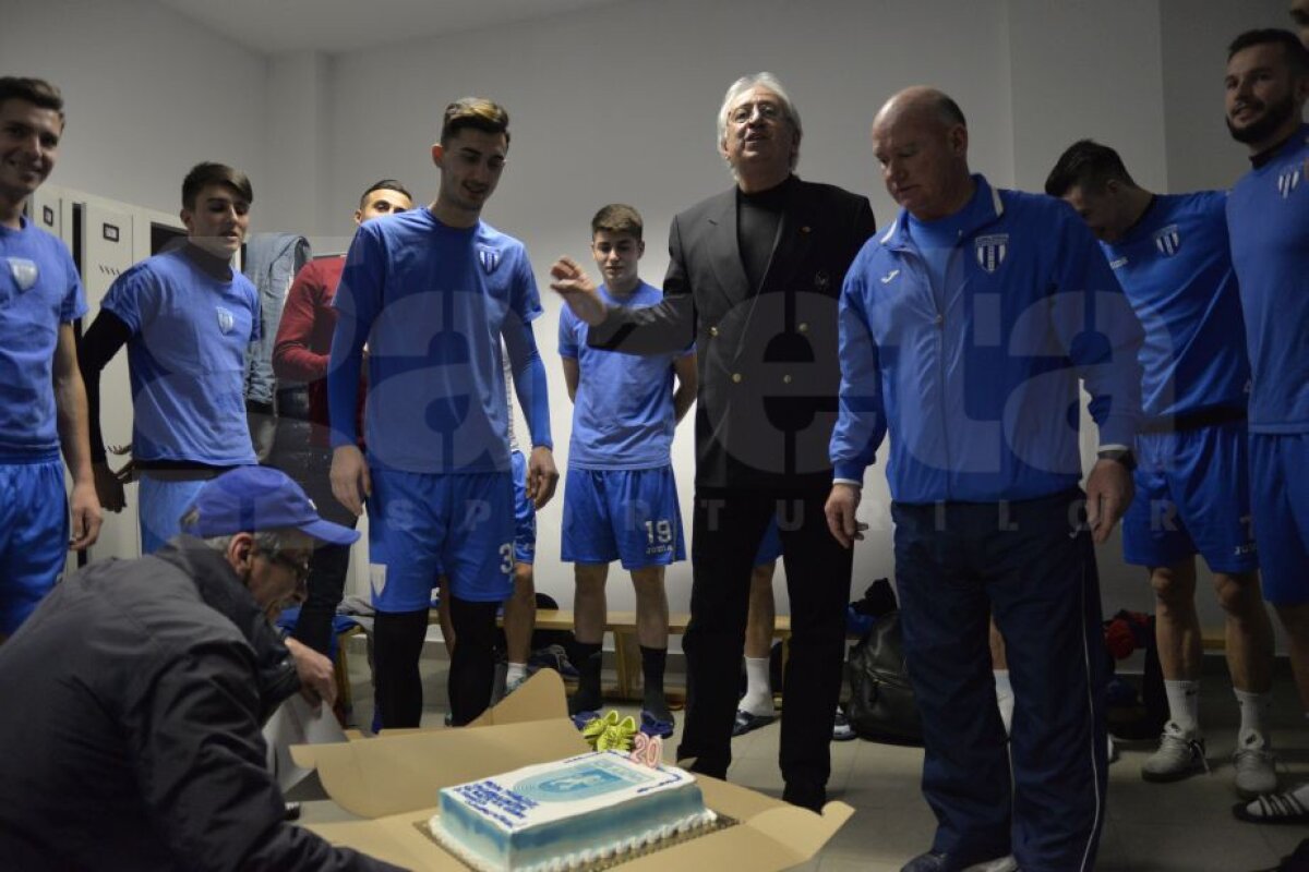 GALERIE FOTO Andrei Ivan a împlinit azi 20 de ani. Ce planuri are la Craiova » Cine a fost azi la reunire