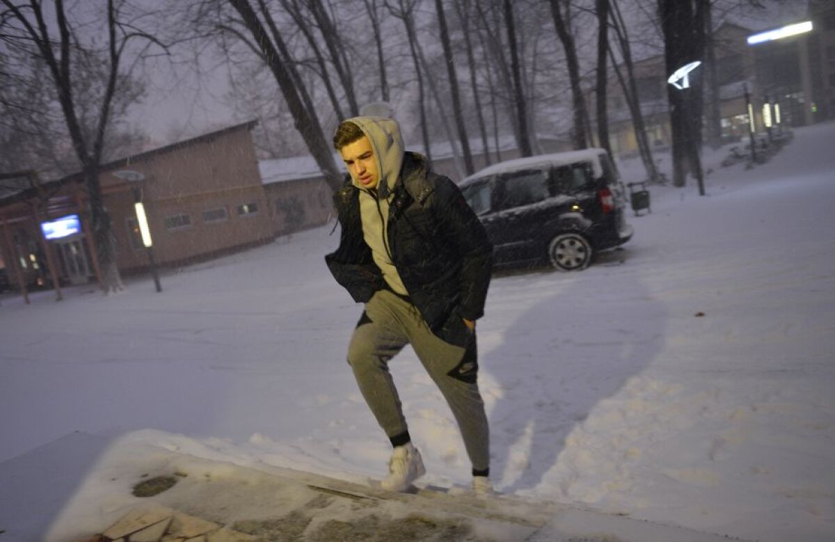 GALERIE FOTO + VIDEO Primele imagini de la vizita medicală a Stelei » Care au fost marii absenți