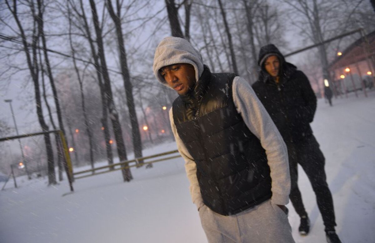 GALERIE FOTO + VIDEO Primele imagini de la vizita medicală a Stelei » Care au fost marii absenți