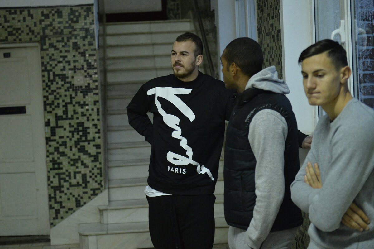 GALERIE FOTO + VIDEO Primele imagini de la vizita medicală a Stelei » Care au fost marii absenți