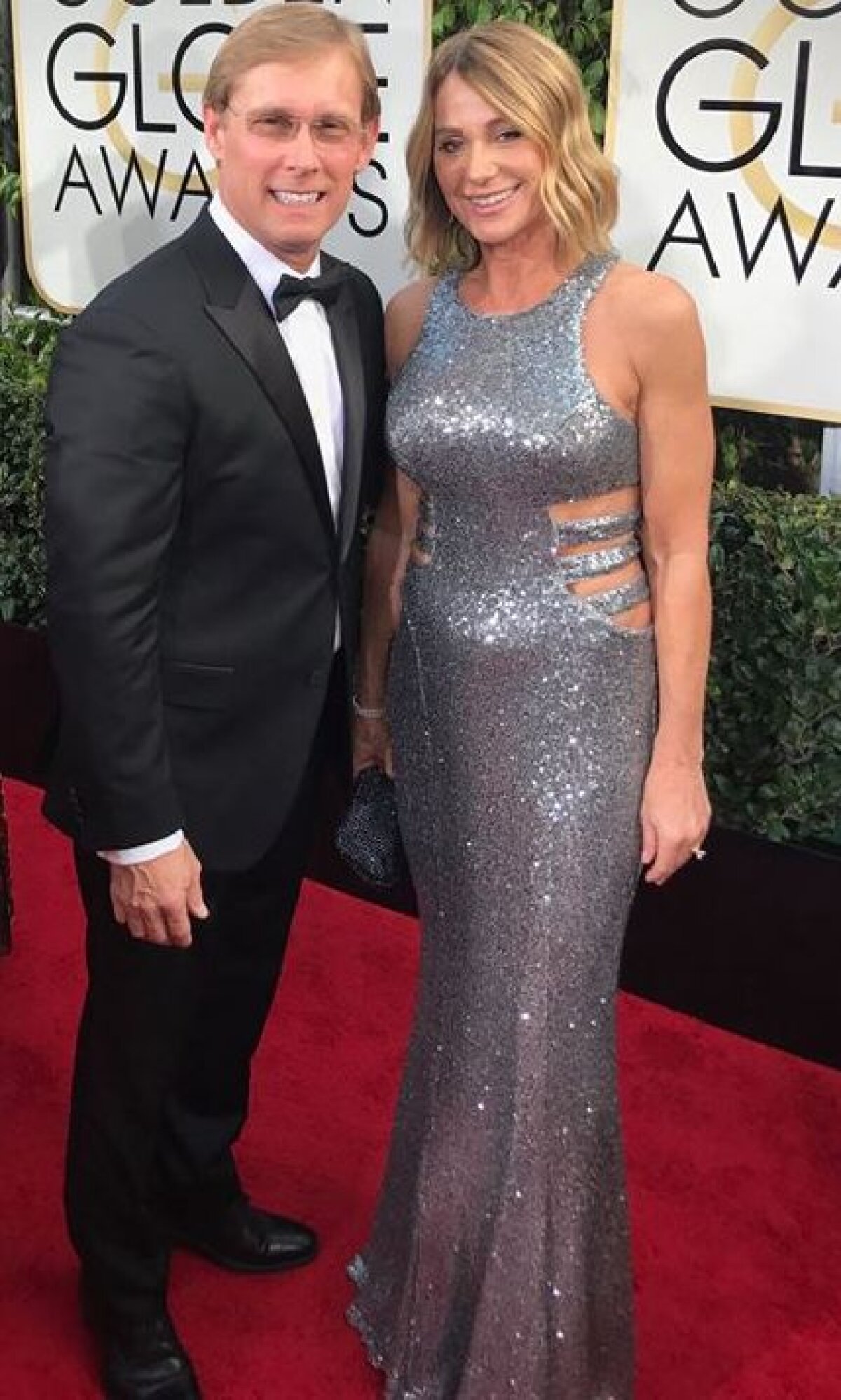 O vedetă printre vedete » Nadia Comăneci a fost în centrul atenției la Globurile de Aur