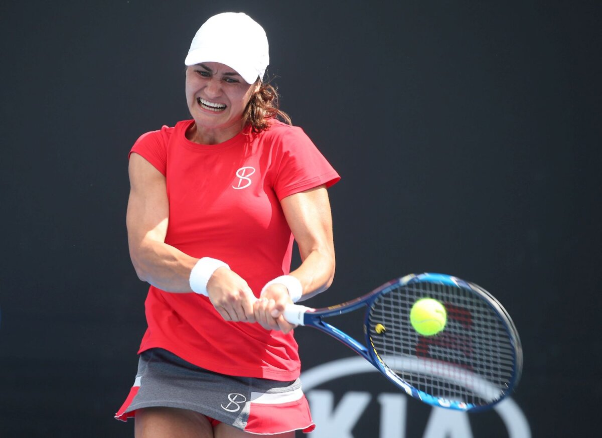 FOTO Stop de două ori » Monica Niculescu și Ana Bogdan s-au oprit în primul tur la Australian Open 