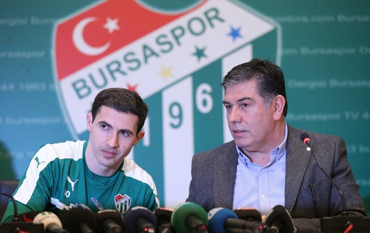 FOTO Bogdan Stancu e oficial la Bursaspor: ”Mi-e foame de fotbal!”