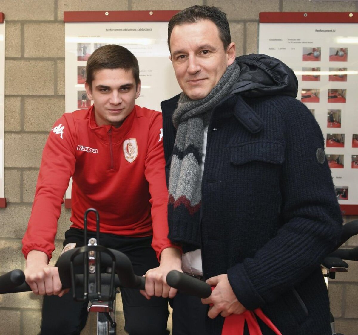 VIDEO & FOTO L-au pus să cânte pe masă! Prezentare inedită pentru Răzvan Marin la Standard