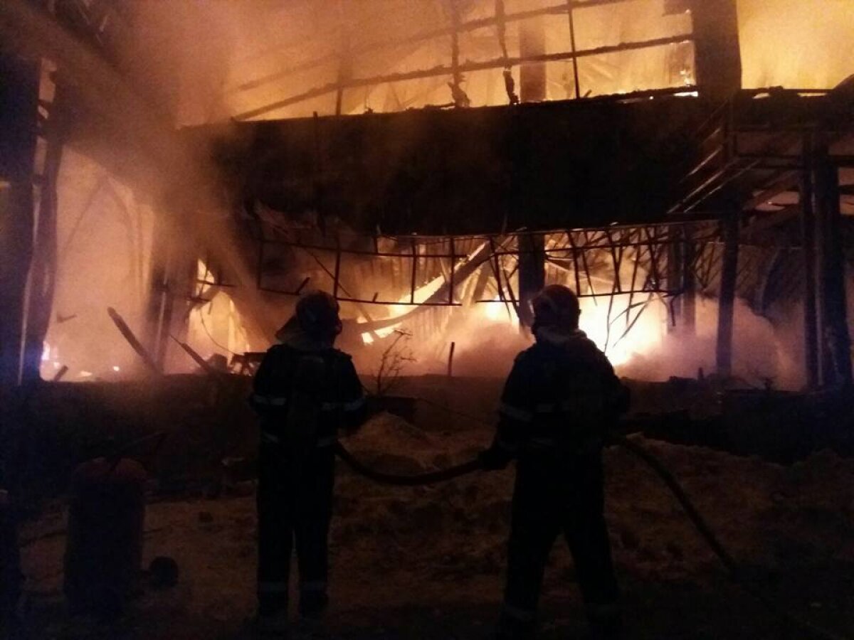 UPDATE VIDEO+FOTO Incendiu puternic la clubul Bamboo din București! Situația răniților, anunțul primarului Capitalei și precizările oficiale ale acționarilor clubului