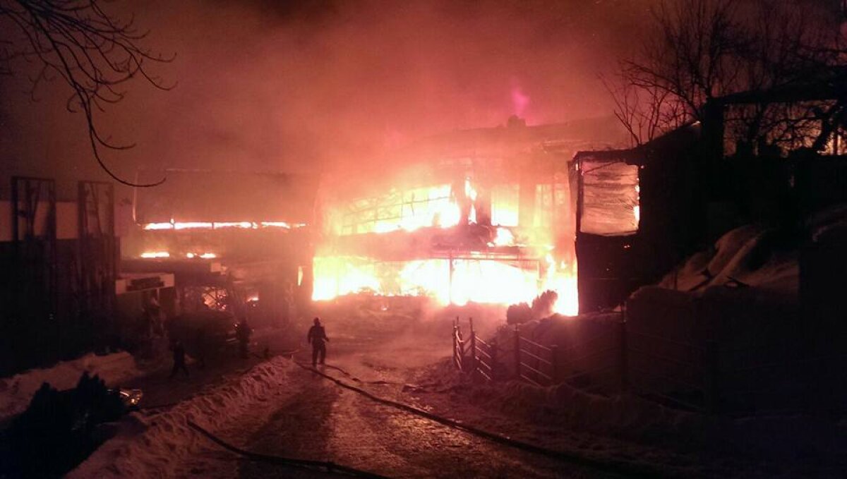 UPDATE VIDEO+FOTO Incendiu puternic la clubul Bamboo din București! Situația răniților, anunțul primarului Capitalei și precizările oficiale ale acționarilor clubului