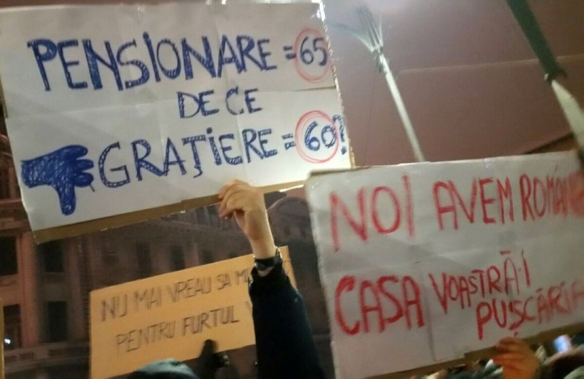 FOTO și VIDEO Proteste în țară, împotriva Ordonanțelor privind grațierea și modificarea Codului Penal » Peste 25.000 de manifestanți în București