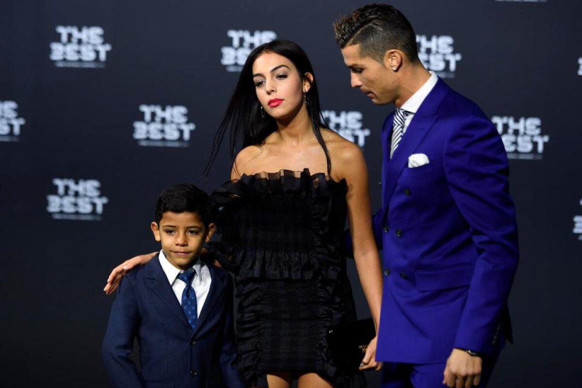 FOTO Ar fi bomba mondenă a anului! Cristiano și noua lui iubită vor să își ducă relația la un nou nivel: ”Ne gândim la asta”
