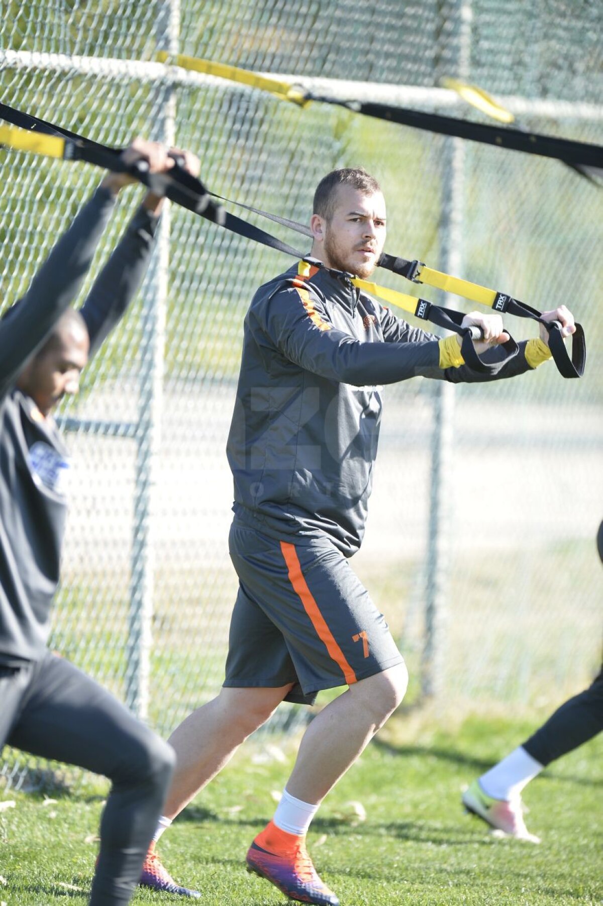 GALERIE FOTO + VIDEO Storși de energie! Reghe nu-și menajează în nici un fel jucătorii! Imagini de la antrenamentul de azi