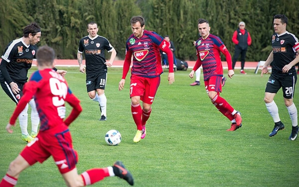 VIDEO+FOTO Dinamo a încheiat cantonamentul din Spania cu un egal, 0-0 cu Videoton