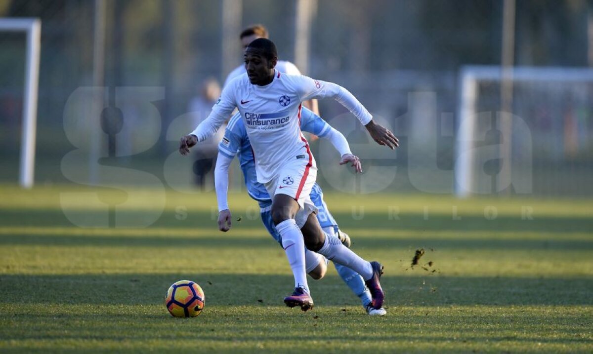 VIDEO + FOTO » Steaua - Slovan Bratislava 1-2 » Denis Alibec a reușit primul său gol, dar apărarea lui Reghe scârțâie din toate încheieturile!