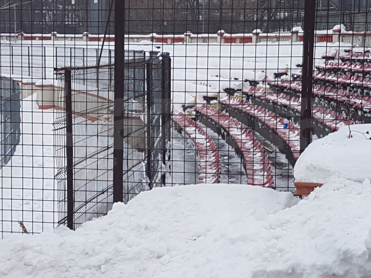 GALERIE FOTO Liga 1 sub atenționare de cod roșu! Cum se prezintă 5 dintre cele 7 stadioane pe care se va juca în weekend 