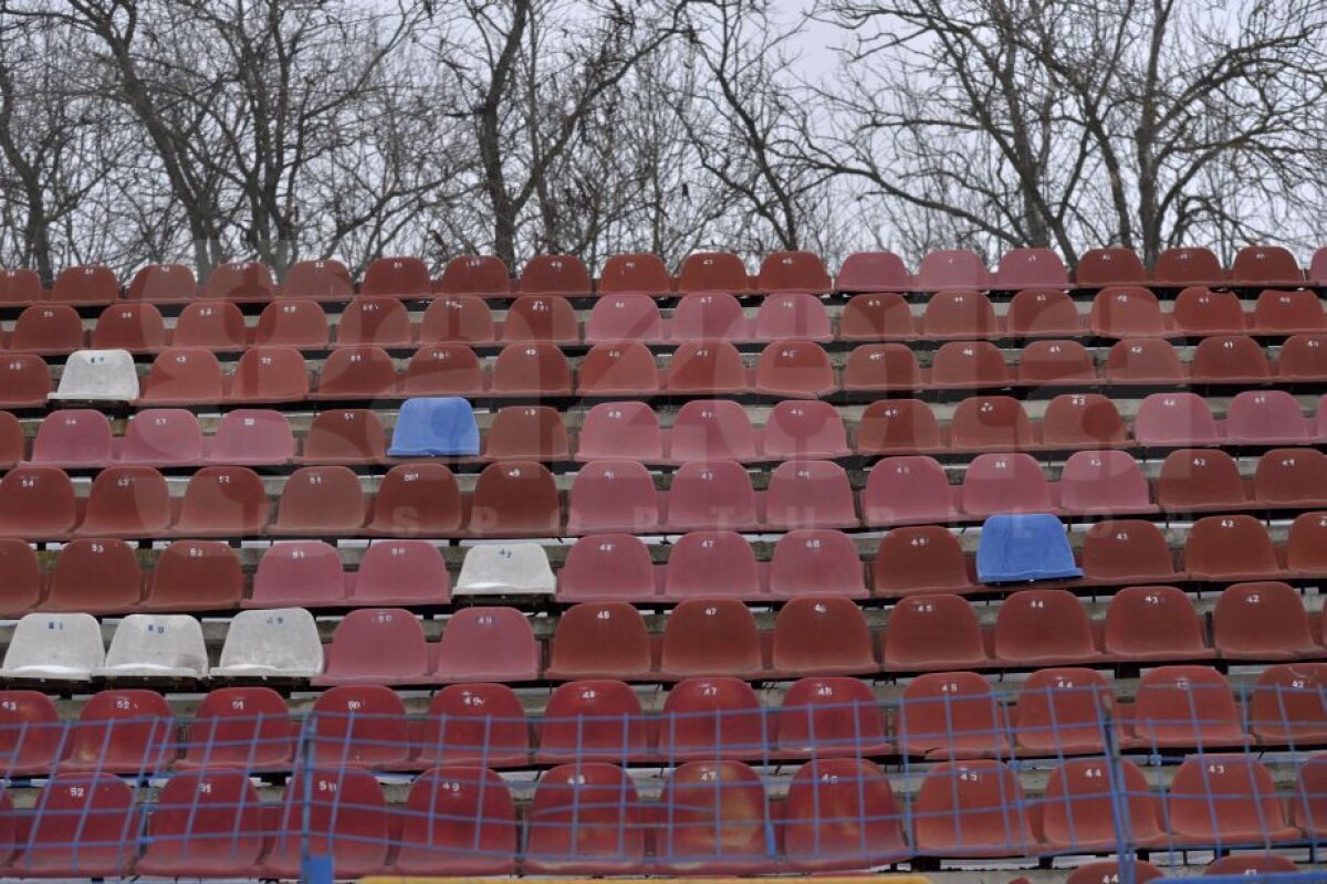 GALERIE FOTO Liga 1 sub atenționare de cod roșu! Cum se prezintă 5 dintre cele 7 stadioane pe care se va juca în weekend 