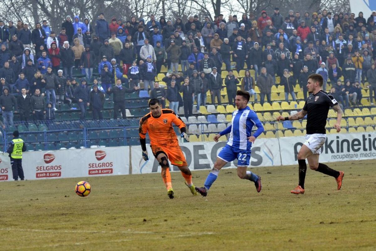 FOTO + VIDEO » Oltenii au făcut scor contra lui FC Voluntari » Premieră pentru CS U