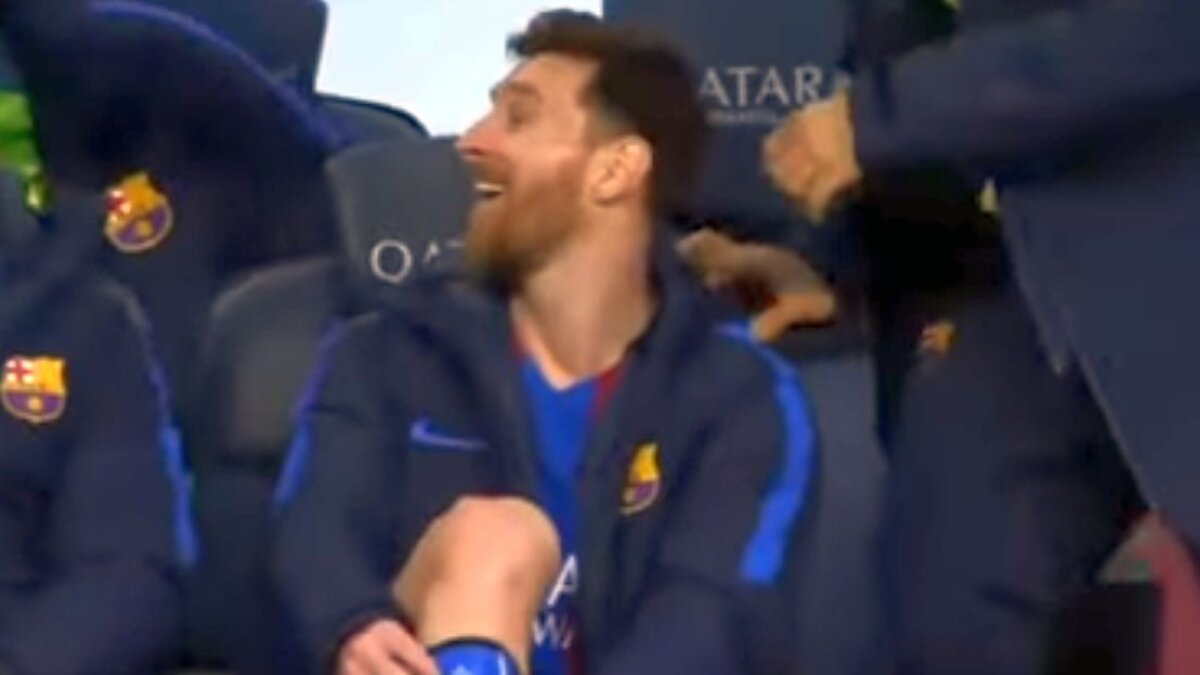 VIDEO Imaginile devenite virale cu Messi și Suarez în prim-plan » Iată ce le-a provocat o criză de râs vedetelor Barcelonei