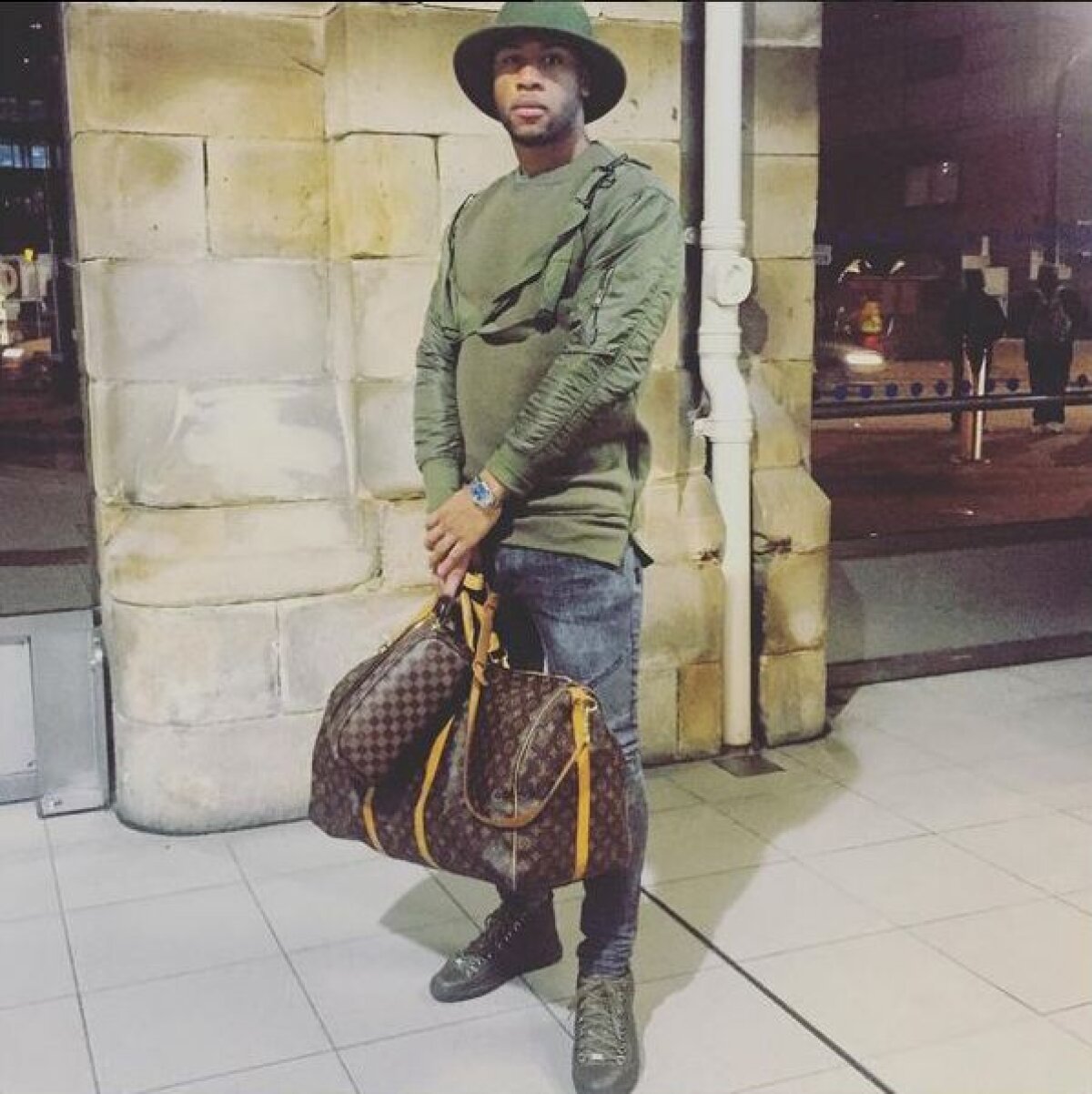 FOTO Vine "soldatul"! Dinamo își întărește apărarea: Dielna sosește și semnează azi