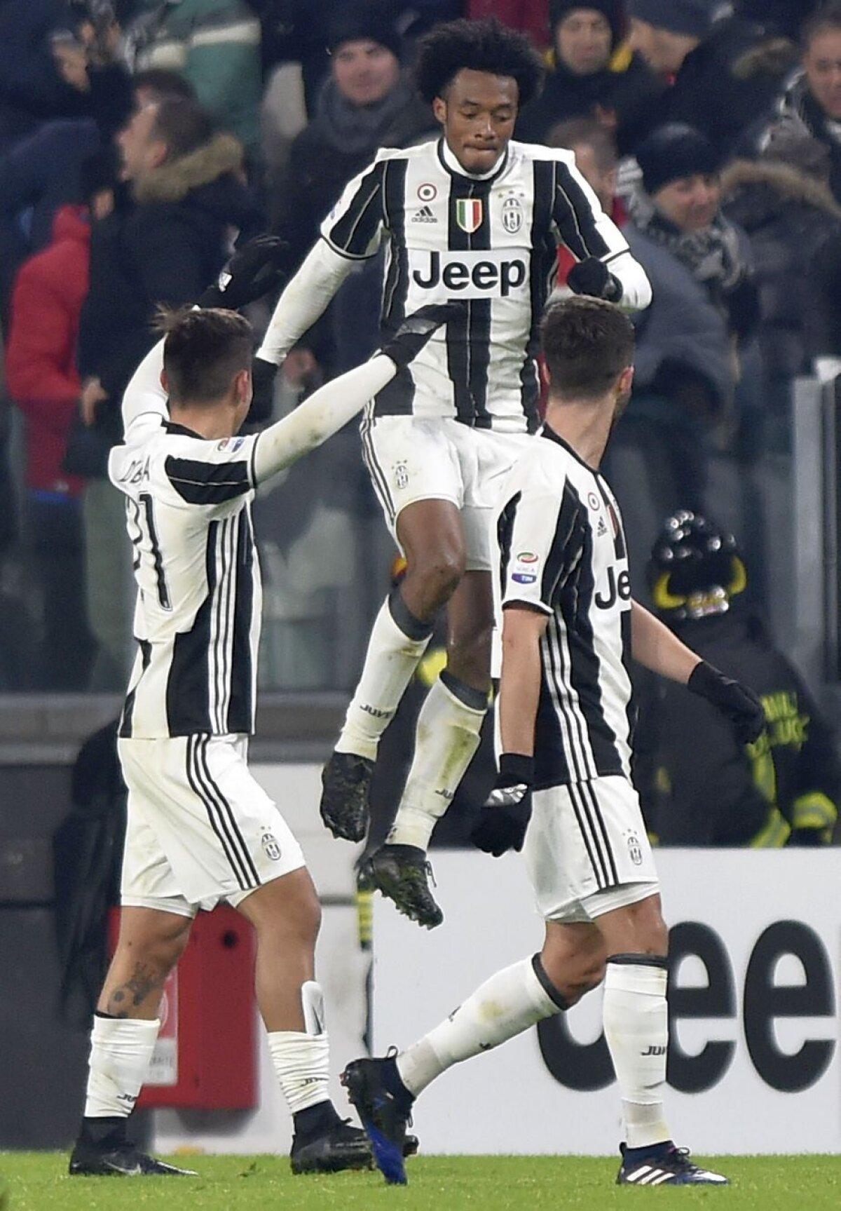 VIDEO+FOTO Juventus a întrerupt seria de 7 victorii consecutive ale lui Inter din Serie A după succesul cu 1-0