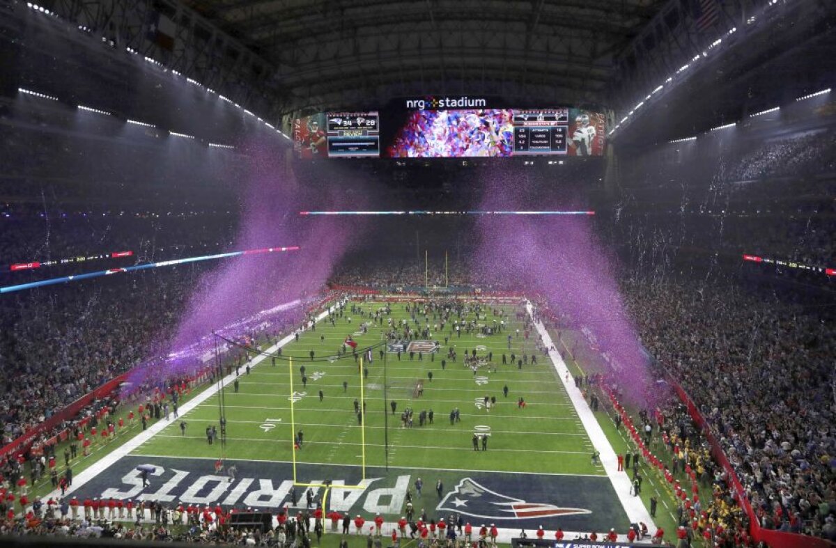 VIDEO + FOTO Ediție fabuloasă a Super Bowl 51! Finala din acest an a intrat în istoria NFL printr-o revenire uluitoare