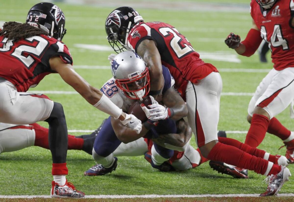 VIDEO + FOTO Ediție fabuloasă a Super Bowl 51! Finala din acest an a intrat în istoria NFL printr-o revenire uluitoare