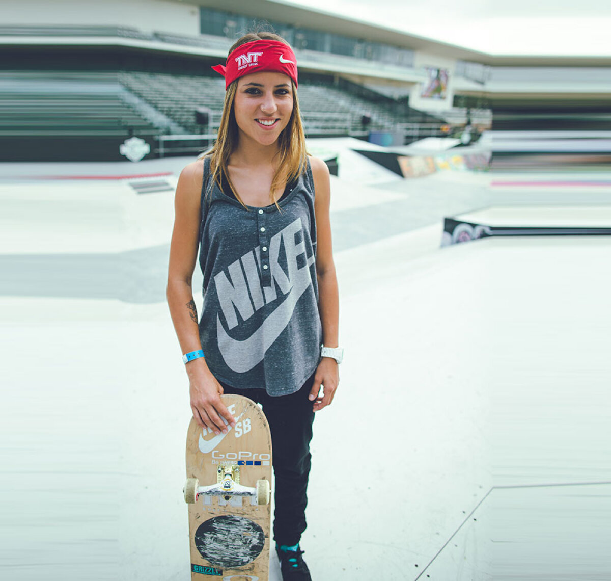 FOTO Regina skate-ului » Ea e cea mai sexy femeie din lumea skateboardingului