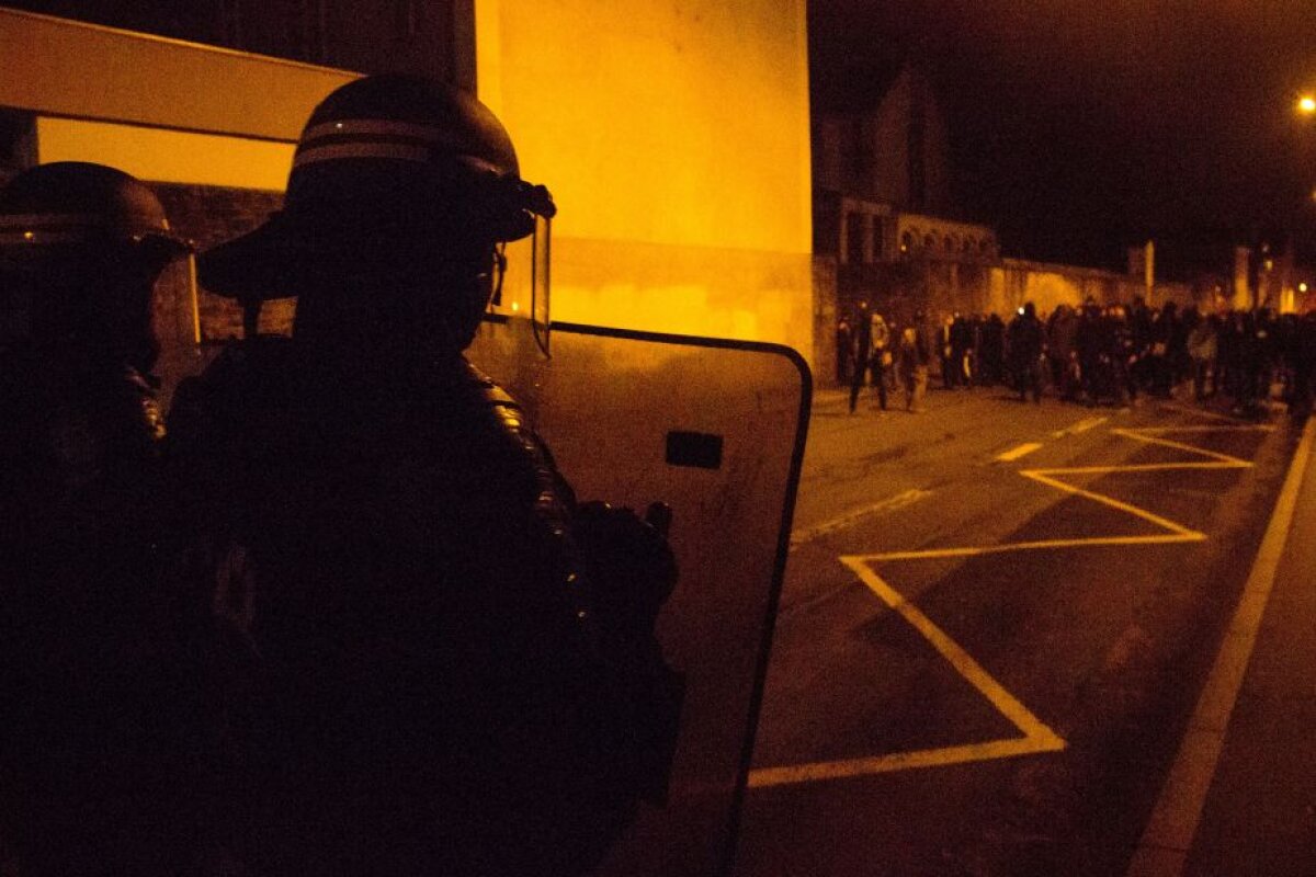 Cazul care a incendiat Parisul! Tânărul violat de polițiști, invitat de Inter pe San Siro