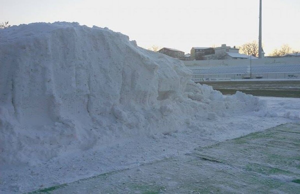 EXCLUSIV UPDATE + FOTO Probleme mari în Liga 1 » Președintele LPF și Șfaițer au luat decizia în legătură cu disputarea meciului de mâine