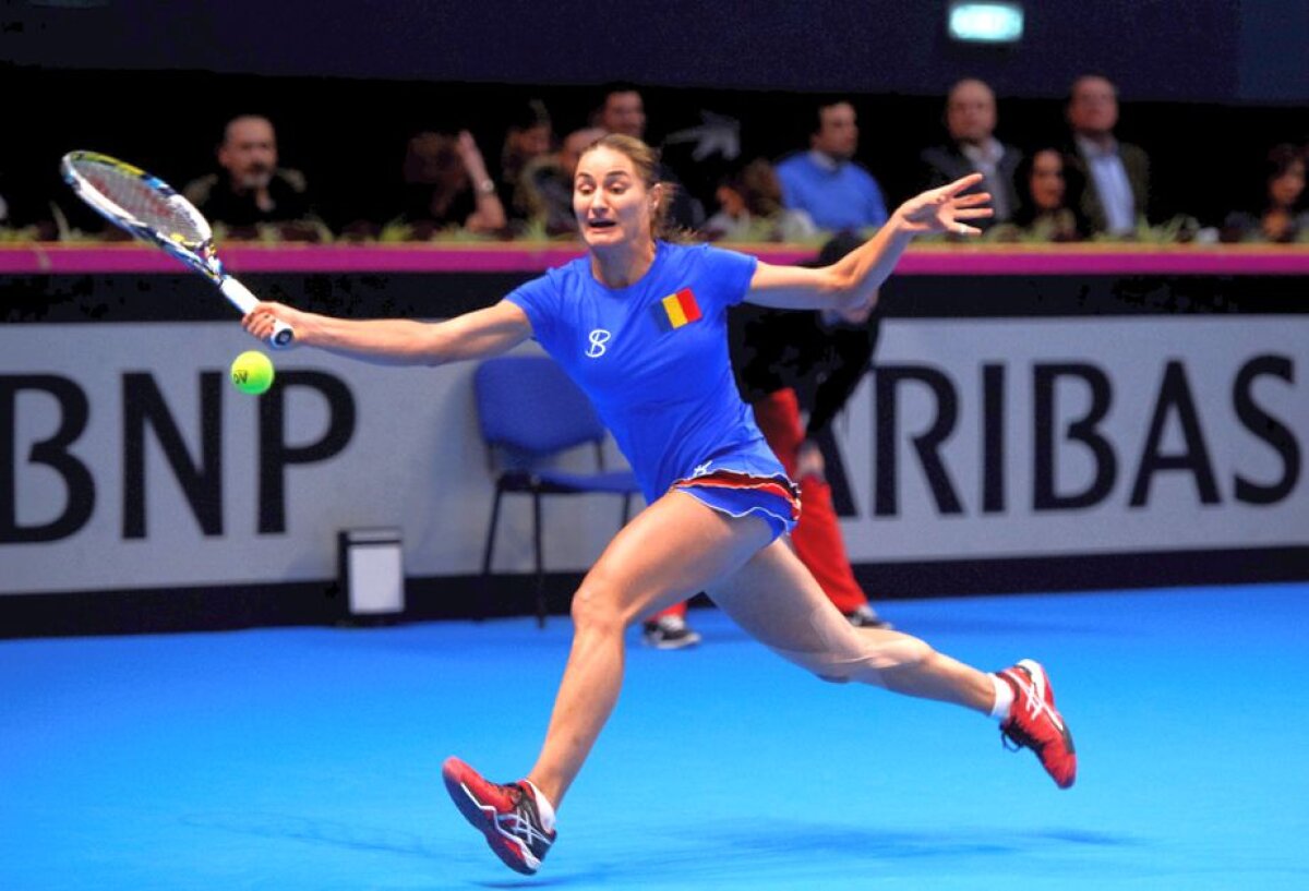 FOTO România - Belgia 0-2 la general » Cîrstea și Niculescu au pierdut în prima zi de Fed Cup