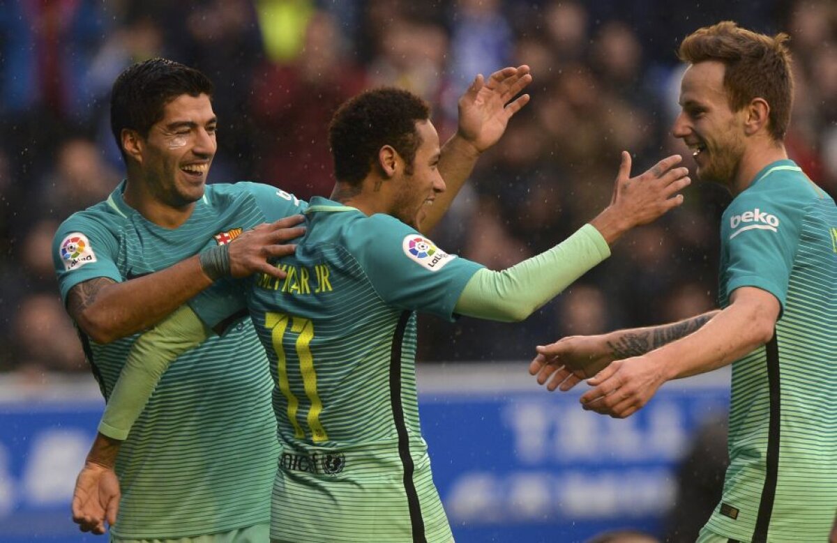 VIDEO + FOTO Set Barcelona! Catalanii au demolat-o pe Alaves și urcă pe primul loc în La Liga » Accidentare horror pentru Aleix Vidal