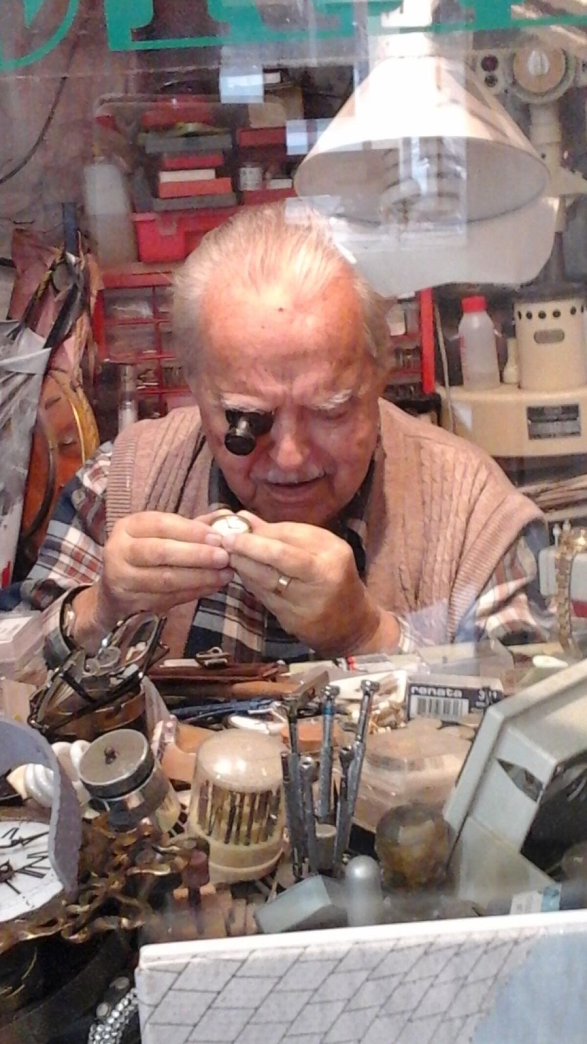 INTERVIU EVENIMENT cu Henry Herșcovici, israelianul de origine română care a supraviețuit cu noroc atentatului terorist de la Jocurile Olimpice de la Munchen din 1972: "E important să fii sănătos, dar mai important e norocul!"