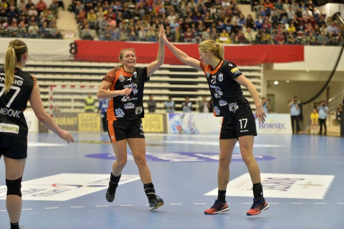 GALERIE FOTO Victorie clară pentru CSM Bucureşti în Liga Campionilor! » Cum arată clasamentul grupei